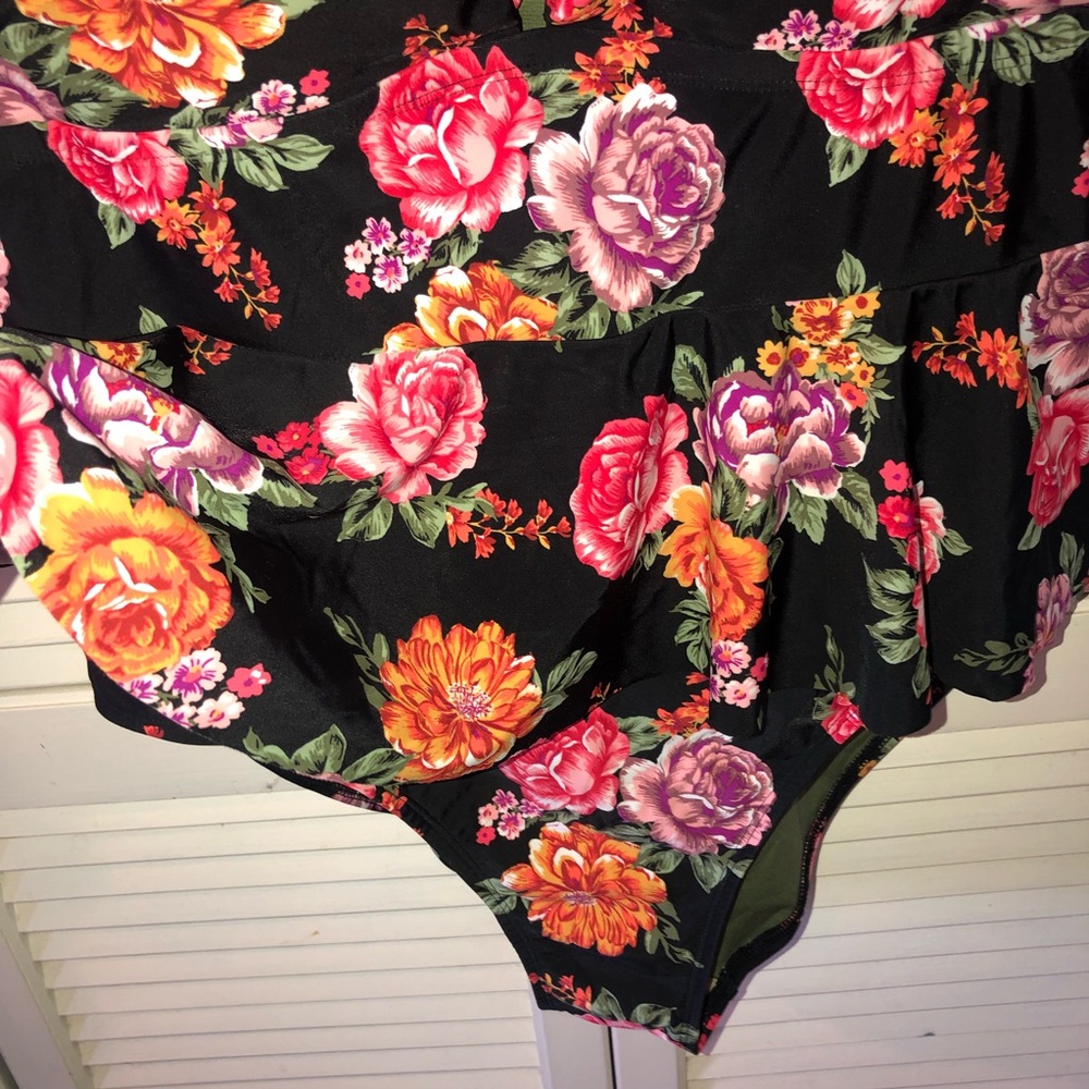 Terra & Sky one piece swimsuit. Black With floral design in pink. - Picture 3 of 7